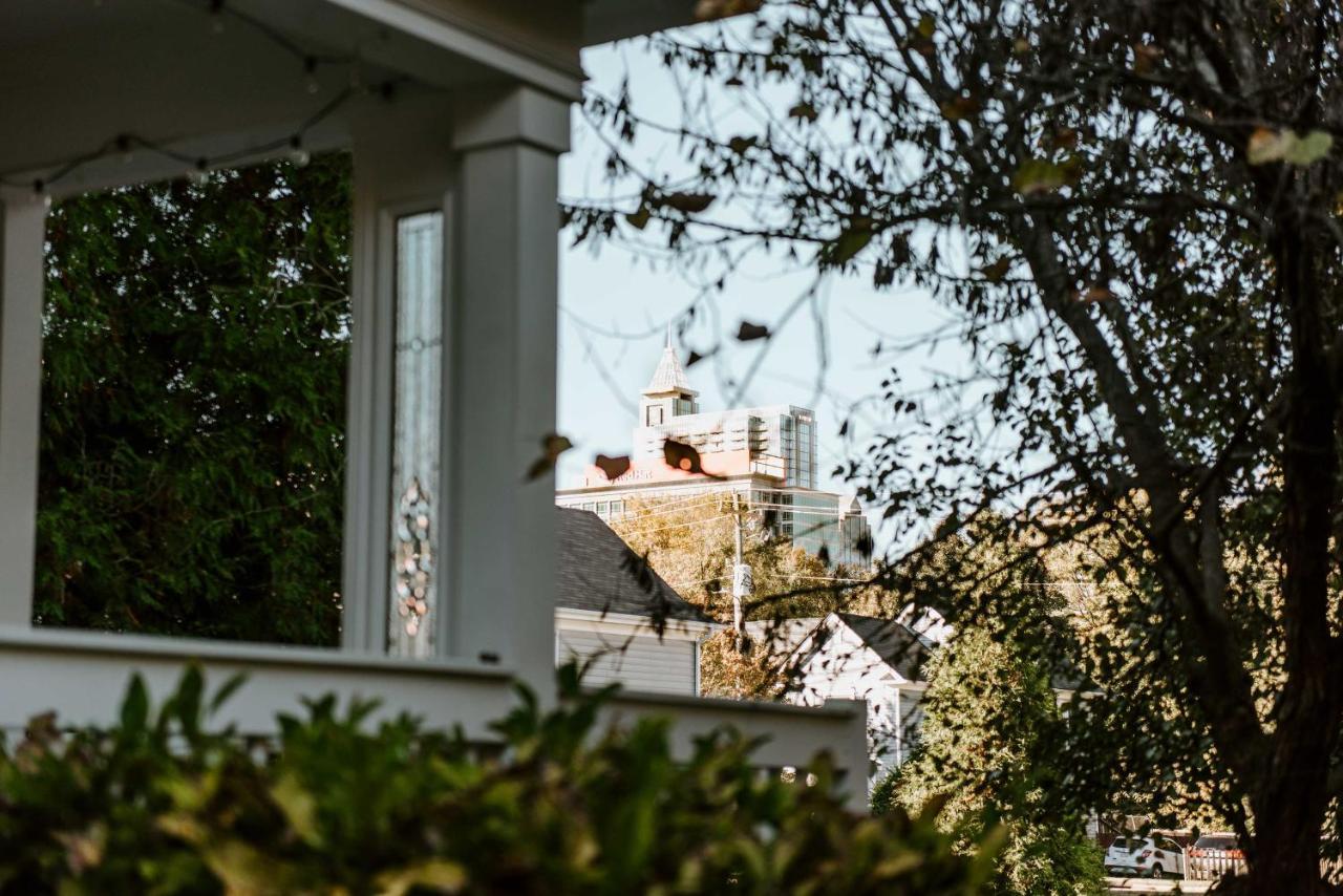 Home With Outdoor Oasis In Downtown Raleigh! ภายนอก รูปภาพ